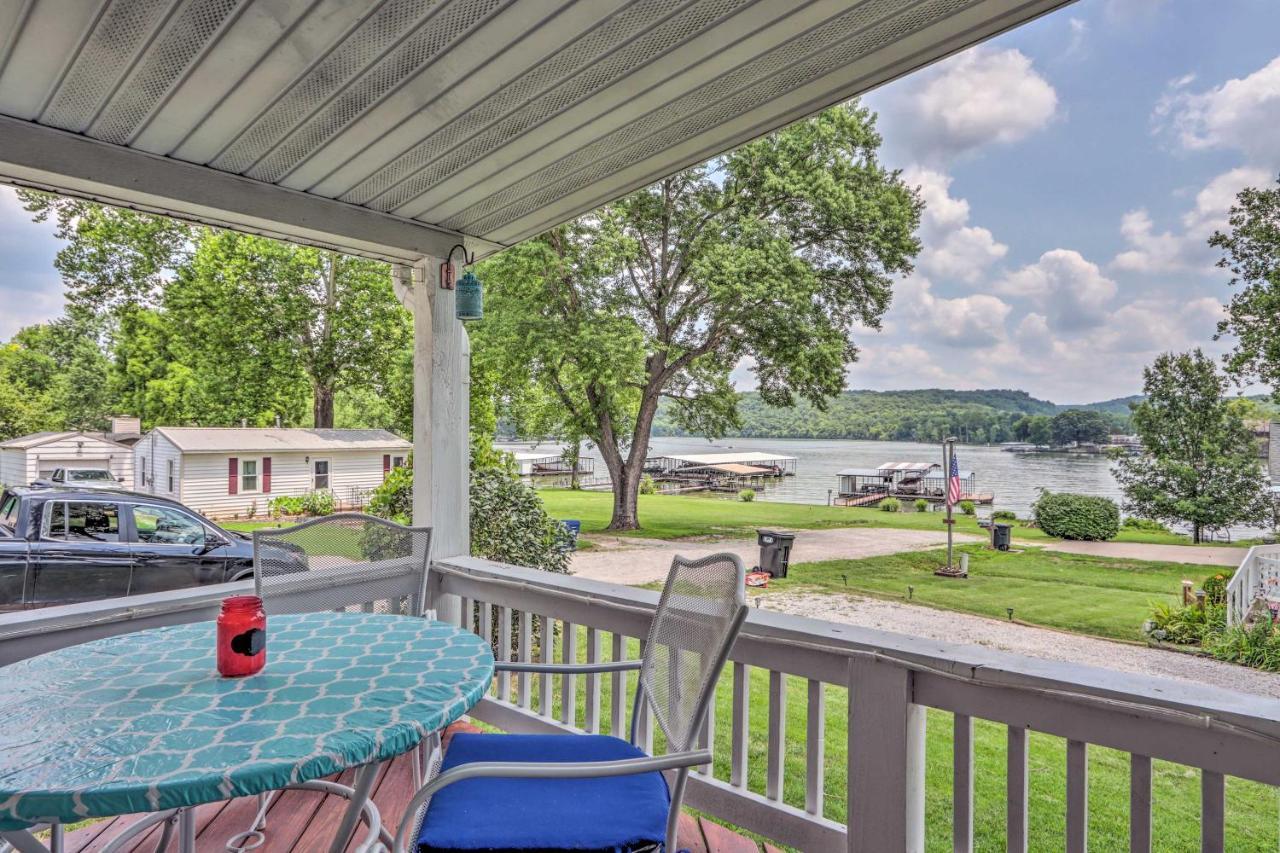 Cheerful Camdenton Cottage Steps To Lake! 외부 사진